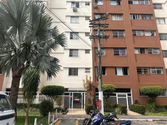 Apartamento com 2 Quartos à Venda,  em Colubandê - São Gonçalo