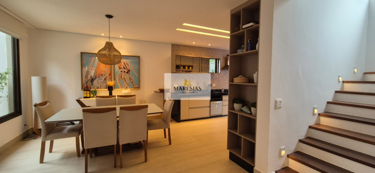 Imagem Casa com 4 Quartos à Venda, 260 m² em Juquehy - São Sebastião Imagem Casa com 4 Quartos à Venda, 260 m² em Juquehy - São Sebastião