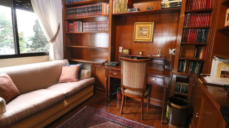 Imagem Apartamento com 3 Quartos à Venda, 200 m² em Campo Belo - São Paulo