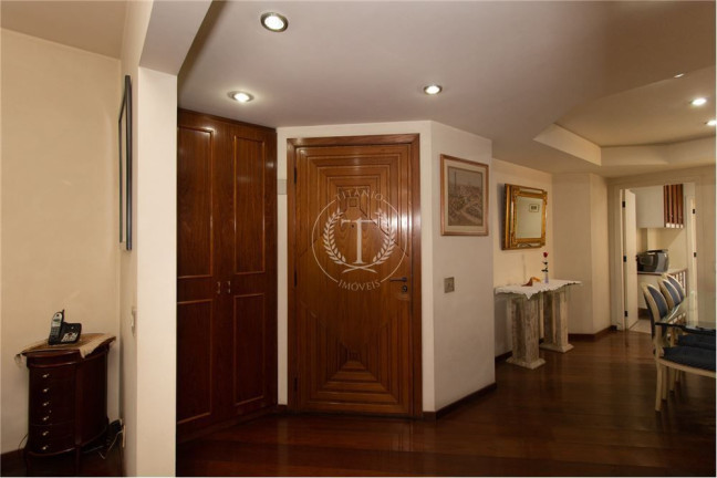 Imagem Apartamento com 4 Quartos à Venda, 192 m² em Campo Belo - São Paulo