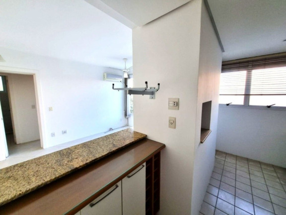 Imagem Imóvel com 1 Quarto à Venda, 46 m² em Menino Deus - Porto Alegre Imagem Imóvel com 1 Quarto à Venda, 46 m² em Menino Deus - Porto Alegre