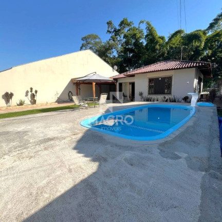 Casa com 3 Quartos à Venda, 140 m² em Barra Do Rio Cerro - Jaraguá Do Sul