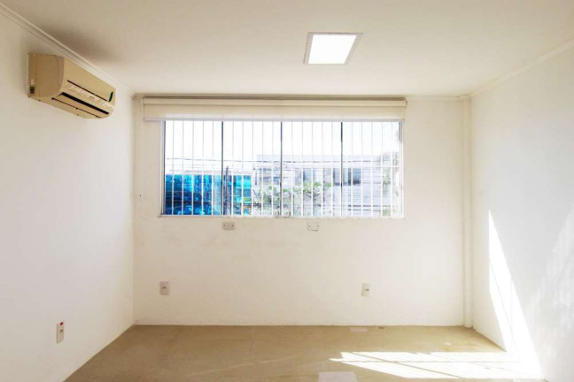 Imagem Sala Comercial à Venda,  em Vila Ipiranga - Porto Alegre