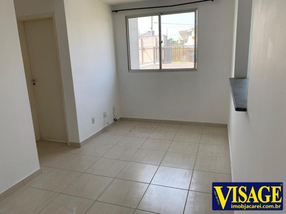 Casa com 2 Quartos à Venda,  em Jacareí