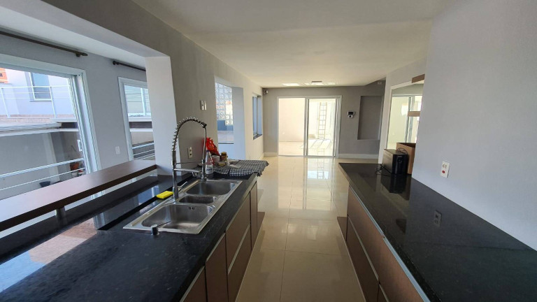 Imagem Casa com 3 Quartos à Venda, 366 m² em Centro - Caieiras