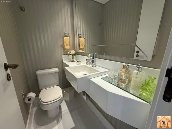 Imagem Apartamento com 4 Quartos à Venda, 185 m² em Vitoria - Salvador Imagem Apartamento com 4 Quartos à Venda, 185 m² em Vitoria - Salvador