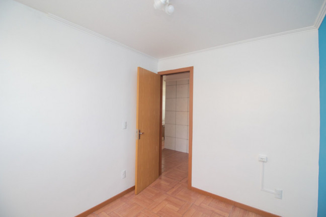 Imagem Imóvel com 2 Quartos à Venda, 37 m² em Rubem Berta - Porto Alegre