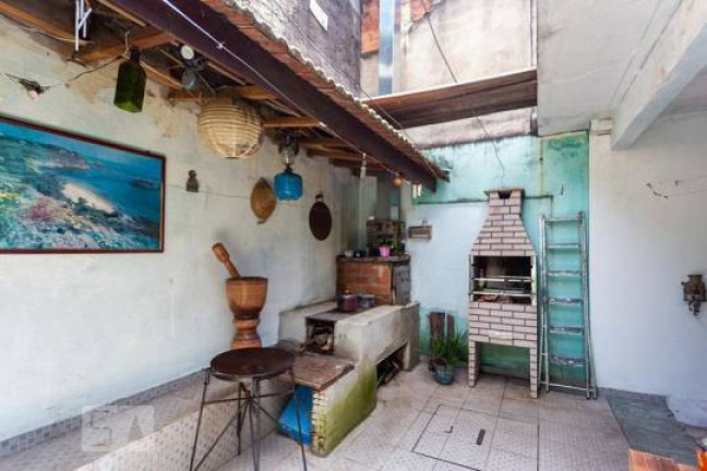 Imagem Sobrado com 4 Quartos à Venda, 197 m² em Quitaúna - Osasco