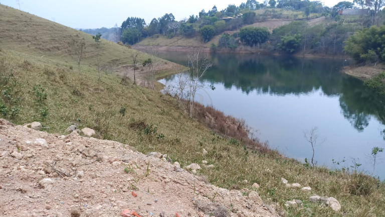 Chácara com 1 Quarto à Venda, 100 m² em Macaco - Paraibuna
