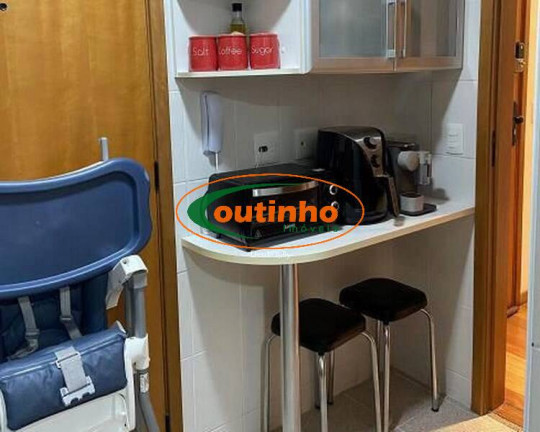 Imagem Apartamento com 2 Quartos à Venda, 85 m² em Tijuca - Rio De Janeiro Imagem Apartamento com 2 Quartos à Venda, 85 m² em Tijuca - Rio De Janeiro