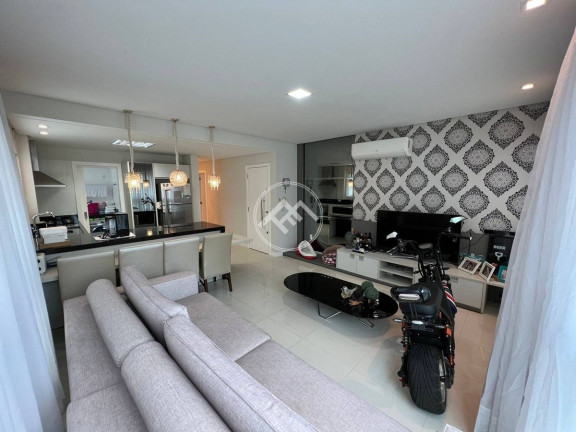 Imagem Apartamento com 3 Quartos à Venda, 90 m² em Centro - Balneário Camboriú Imagem Apartamento com 3 Quartos à Venda, 90 m² em Centro - Balneário Camboriú