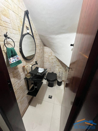 Imagem Sobrado com 4 Quartos à Venda, 204 m² em Santo Antônio - Osasco