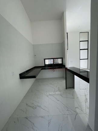 Imagem Casa com 3 Quartos à Venda, 103 m² em Precabura - Eusébio Imagem Casa com 3 Quartos à Venda, 103 m² em Precabura - Eusébio