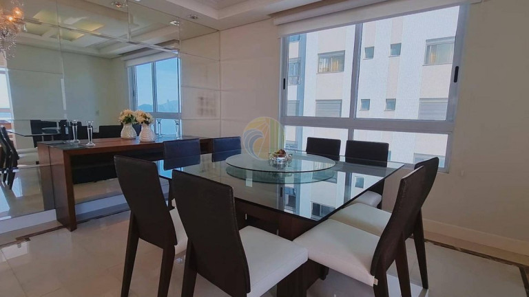 Imagem Apartamento com 3 Quartos à Venda, 250 m² em Centro - Balneário Camboriú Imagem Apartamento com 3 Quartos à Venda, 250 m² em Centro - Balneário Camboriú