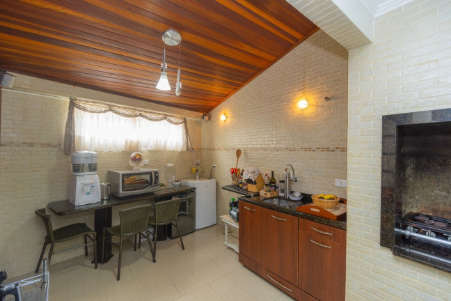 Imagem Casa com 3 Quartos à Venda, 175 m² em Seminário - Curitiba