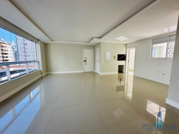 Imagem Apartamento com 3 Quartos à Venda, 251 m² em Centro - Balneário Camboriú Imagem Apartamento com 3 Quartos à Venda, 251 m² em Centro - Balneário Camboriú