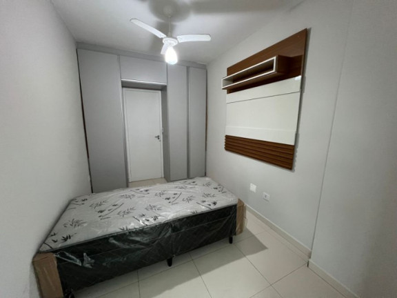 Imagem Apartamento com 2 Quartos à Venda, 65 m² em Ocian - Praia Grande