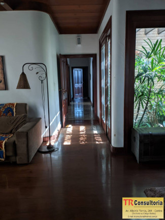 Imagem Casa com 3 Quartos à Venda, 1.700 m² em Turf Club - Campos Dos Goytacazes