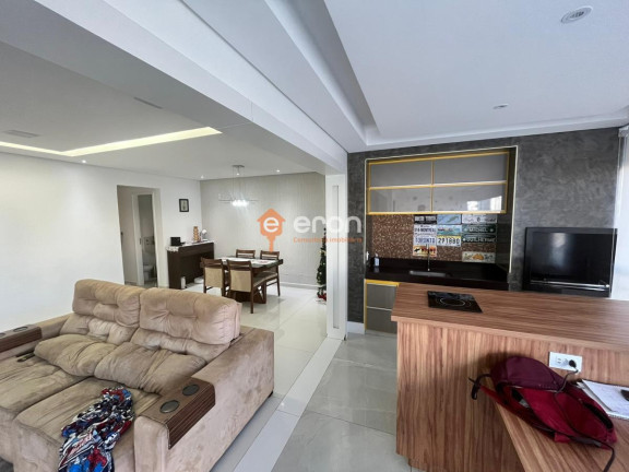 Imagem Apartamento com 3 Quartos à Venda, 155 m²