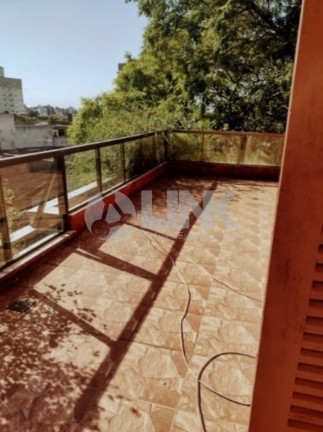 Imagem Imóvel com 3 Quartos à Venda, 214 m² em Jardim Lindóia - Porto Alegre