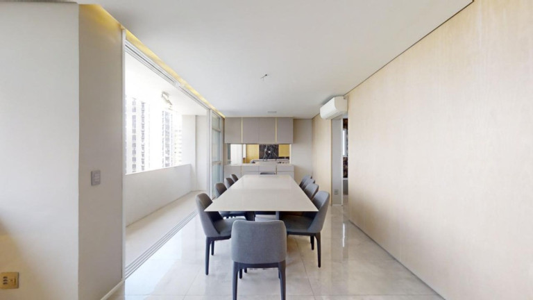 Imagem Apartamento com 2 Quartos à Venda, 226 m² em Itaim Bibi - São Paulo