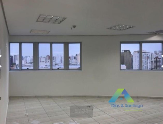 Imagem Sala Comercial à Venda, 44 m² em Moema - São Paulo Imagem Sala Comercial à Venda, 44 m² em Moema - São Paulo