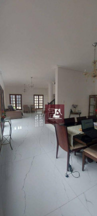 Imagem Casa com 8 Quartos à Venda, 382 m² em Cruz - Lorena Imagem Casa com 8 Quartos à Venda, 382 m² em Cruz - Lorena