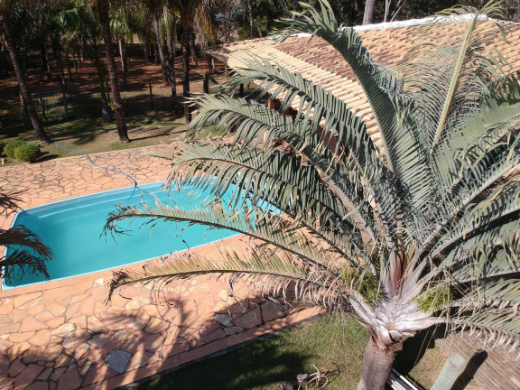 Imagem Casa com 3 Quartos à Venda, 1.000 m² em Cláudio Imagem Casa com 3 Quartos à Venda, 1.000 m² em Cláudio