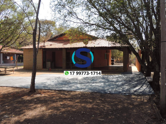 Chácara com 5 Quartos à Venda, 10 m² em Centro - Ouroeste