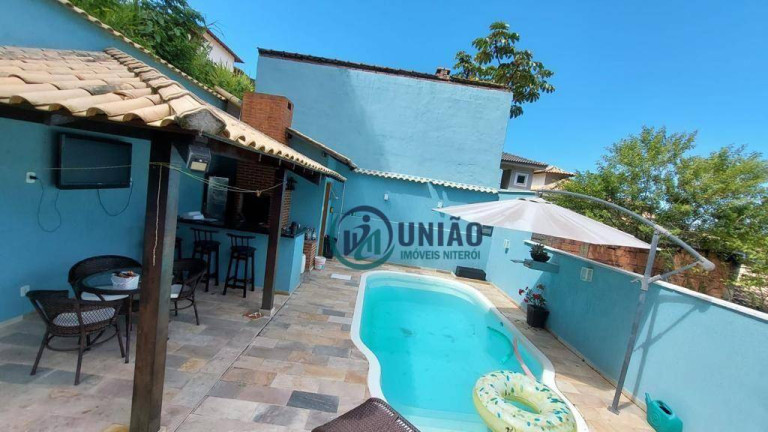 Casa com 3 Quartos à Venda, 150 m² em Itaipu - Niterói
