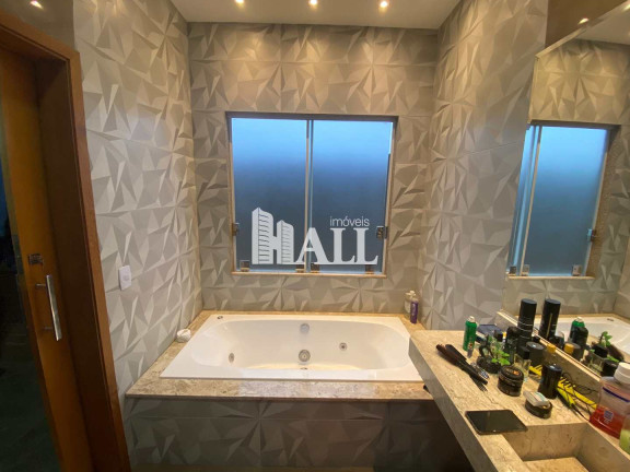 Imagem Casa com 3 Quartos à Venda, 180 m² em Centro - Bady Bassitt Imagem Casa com 3 Quartos à Venda, 180 m² em Centro - Bady Bassitt