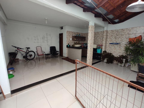 Imagem Imóvel com
3 Quartos à Venda, 130 m² em
Oriente Ville -
Goiania Imagem Imóvel com
3 Quartos à Venda, 130 m² em
Oriente Ville -
Goiania