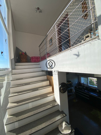 Imagem Casa com 3 Quartos à Venda, 280 m² em Alto Petrópolis - Porto Alegre Imagem Casa com 3 Quartos à Venda, 280 m² em Alto Petrópolis - Porto Alegre