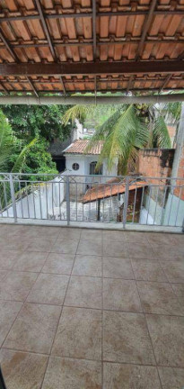 Imagem Casa com 3 Quartos à Venda, 132 m² em Engenhoca - Niterói
