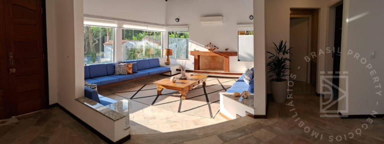 Casa com 4 Quartos à Venda, 620 m² em Tabatinga - Caraguatatuba