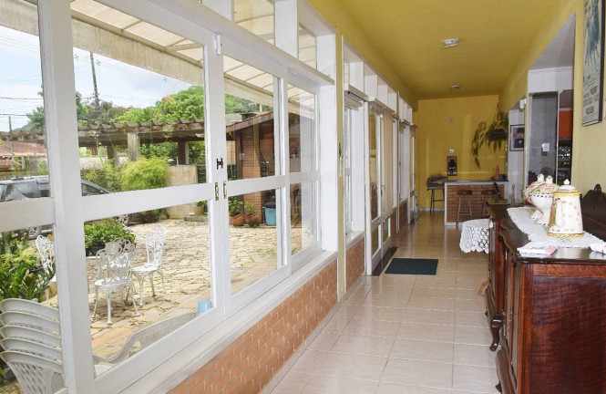 Imagem Casa com 9 Quartos à Venda, 720 m² em Jardim Samambaia - Ubatuba