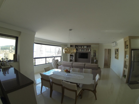 Imagem Apartamento com 3 Quartos à Venda, 127 m² em Centro - Balneário Camboriú Imagem Apartamento com 3 Quartos à Venda, 127 m² em Centro - Balneário Camboriú