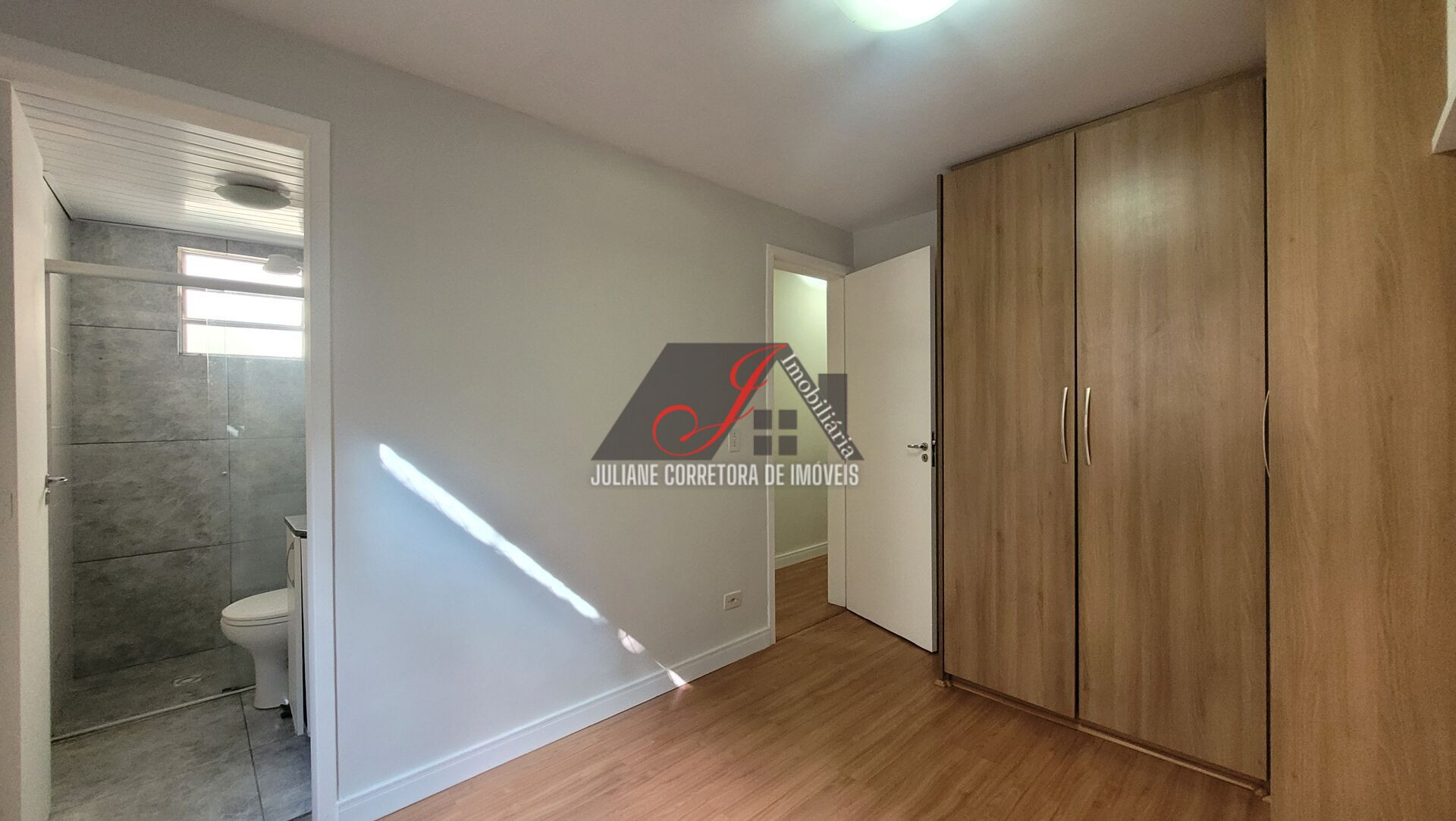 Imagem Apartamento com 2 Quartos à Venda, 53 m² em Portão - Curitiba