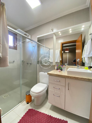 Imagem Casa com 3 Quartos à Venda, 132 m² em Camobi - Santa Maria Imagem Casa com 3 Quartos à Venda, 132 m² em Camobi - Santa Maria