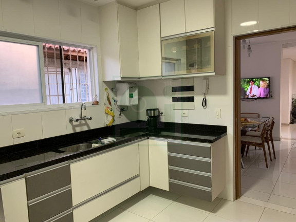 Imagem Casa com 5 Quartos à Venda, 250 m² em Parque Ipe - São Paulo