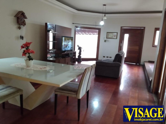 Imagem Casa com 4 Quartos à Venda,  em Jd. Florida - Jacareí