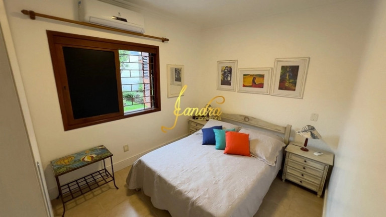 Imagem Casa com 4 Quartos à Venda, 290 m² em Centro - Xangri-la