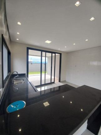 Imagem Casa com 3 Quartos à Venda, 250 m² em Cezar De Souza - Mogi Das Cruzes Imagem Casa com 3 Quartos à Venda, 250 m² em Cezar De Souza - Mogi Das Cruzes