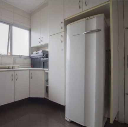 Imagem Imóvel com 4 Quartos à Venda, 240 m² em Moema - São Paulo Imagem Imóvel com 4 Quartos à Venda, 240 m² em Moema - São Paulo