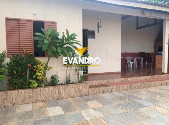 Imagem Casa com 3 Quartos à Venda, 210 m² em Santa Cruz - Cuiabá