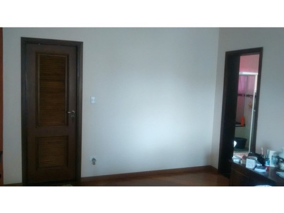 Imagem Sobrado com 5 Quartos à Venda, 570 m² em Caputera - Arujá Imagem Sobrado com 5 Quartos à Venda, 570 m² em Caputera - Arujá
