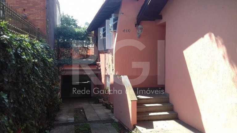 Imagem Casa com 3 Quartos à Venda, 422 m² em Santo Antônio - Porto Alegre Imagem Casa com 3 Quartos à Venda, 422 m² em Santo Antônio - Porto Alegre