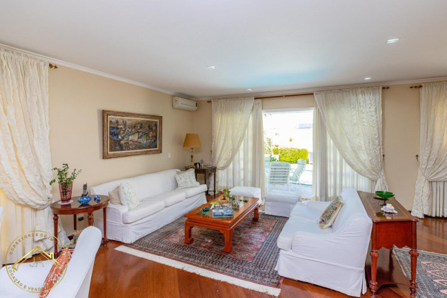 Imagem Casa com 5 Quartos à Venda, 313 m² em Alphaville - Santana De Parnaíba Imagem Casa com 5 Quartos à Venda, 313 m² em Alphaville - Santana De Parnaíba