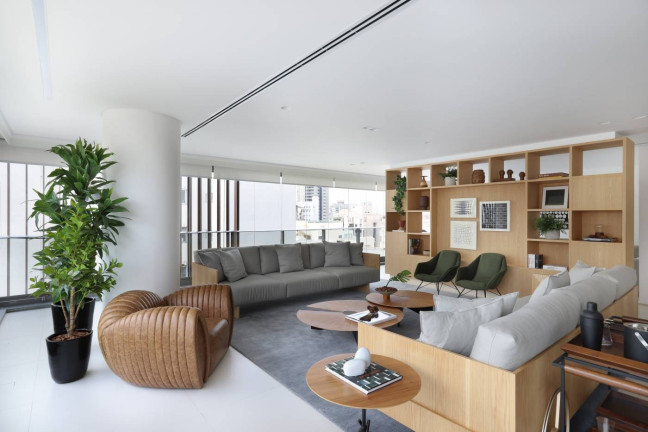 Apartamento com 4 Quartos à Venda, 248 m² em Vila Nova Conceição - São Paulo