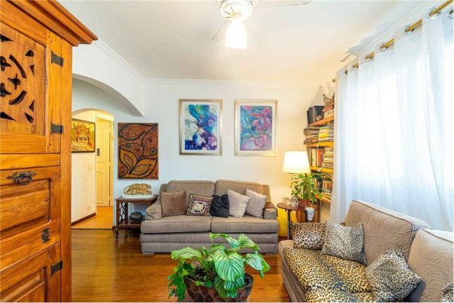 Imagem Imóvel com 3 Quartos à Venda,  em Vila Nova Conceição - São Paulo
